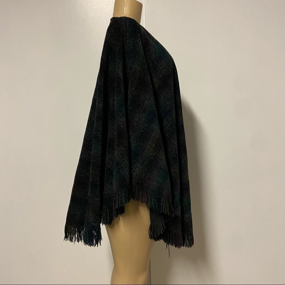 BLARNEY WOOLLEN MILLS plaid open front Cape O/S - Picture 7 of 8